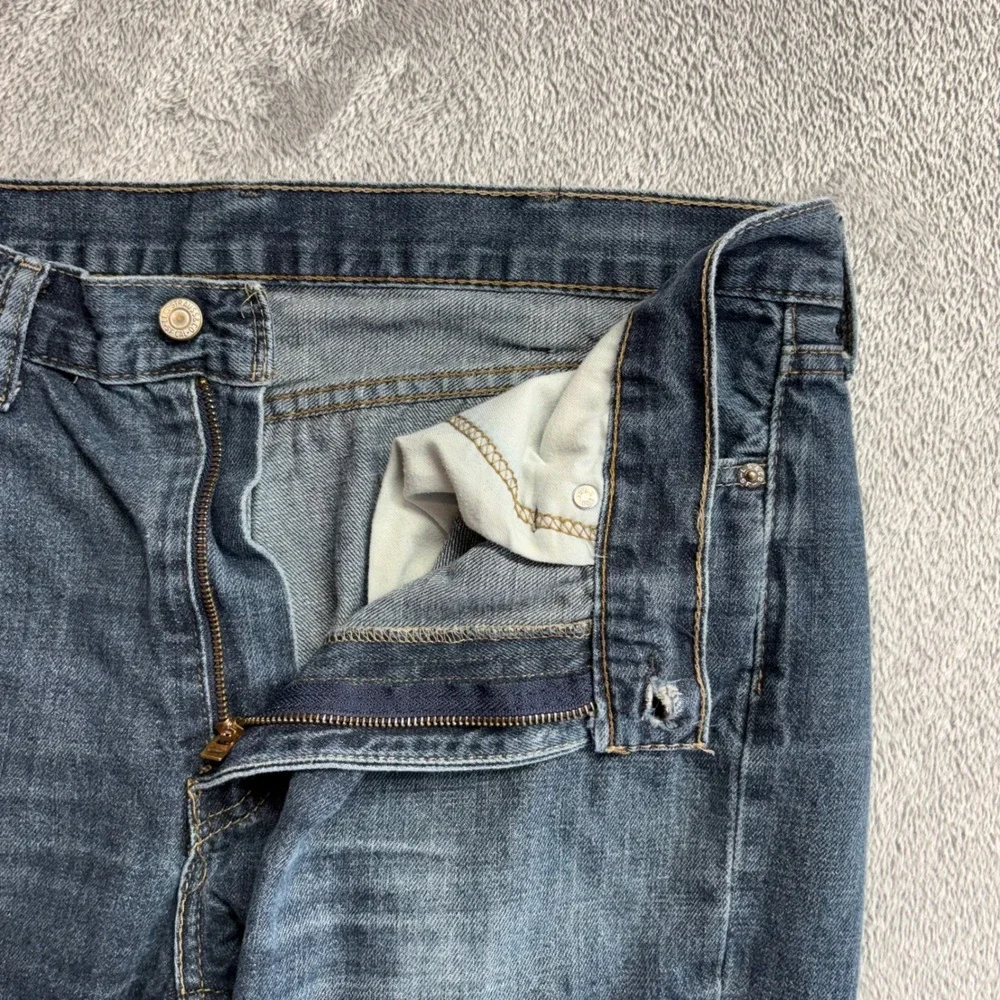 Levi's 514 Straight Fit Jeans Mens 38x30 Blue Good Zip Fly Denim